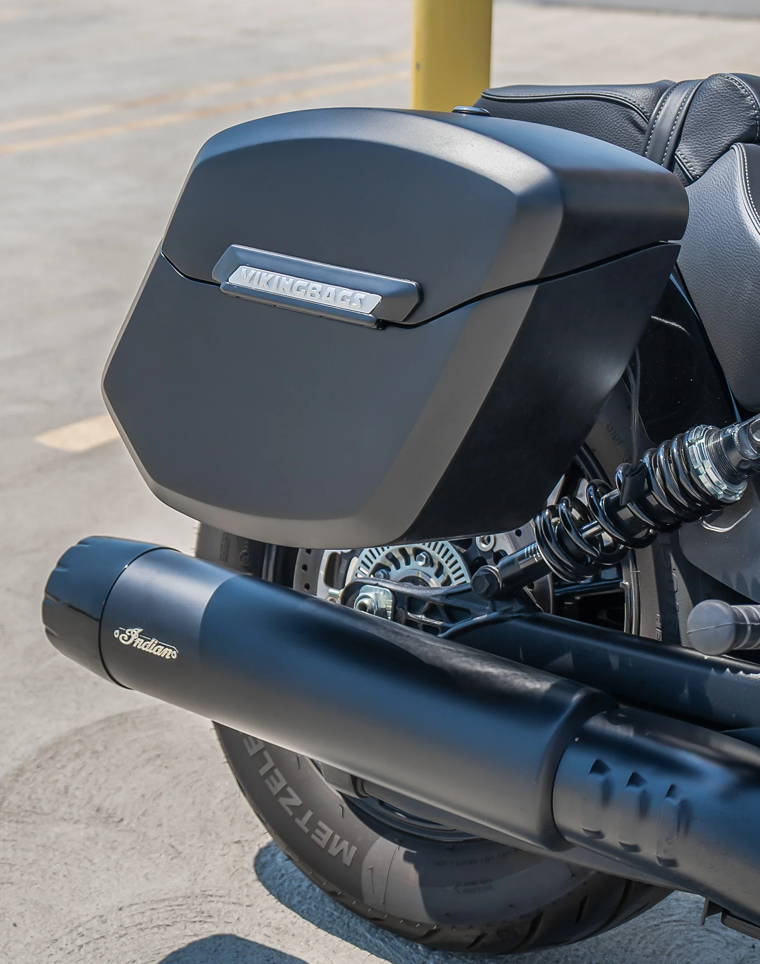 24L - Ironclad Quick-Mount Medium 2025+ Indian Scout Sixty Bobber Matte Hard Saddlebags - Image 5
