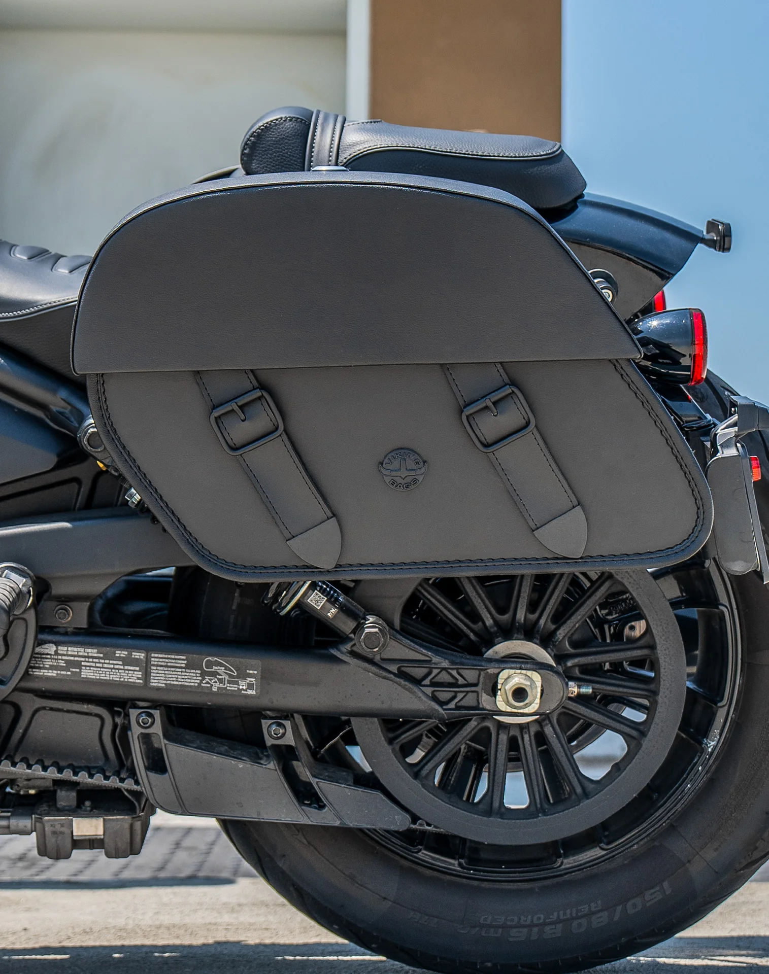 28L - Baelor Quick-Mount Medium 2025+ Indian Scout Sixty Bobber Motorcycle Saddlebags - Image 4