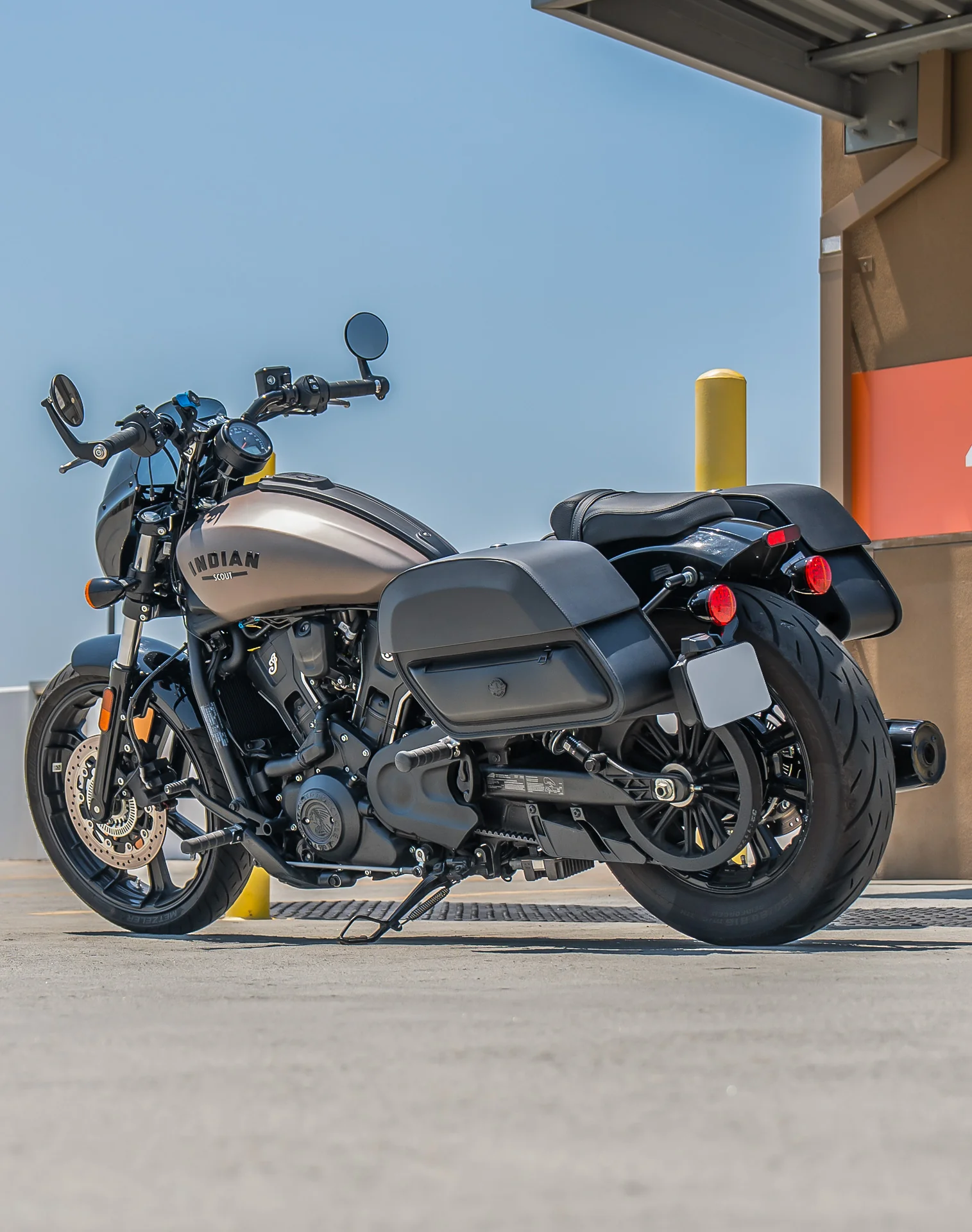 28L - Pantheon Quick-Mount Medium 2025+ Indian Scout Sixty Bobber Motorcycle Saddlebags - Image 3