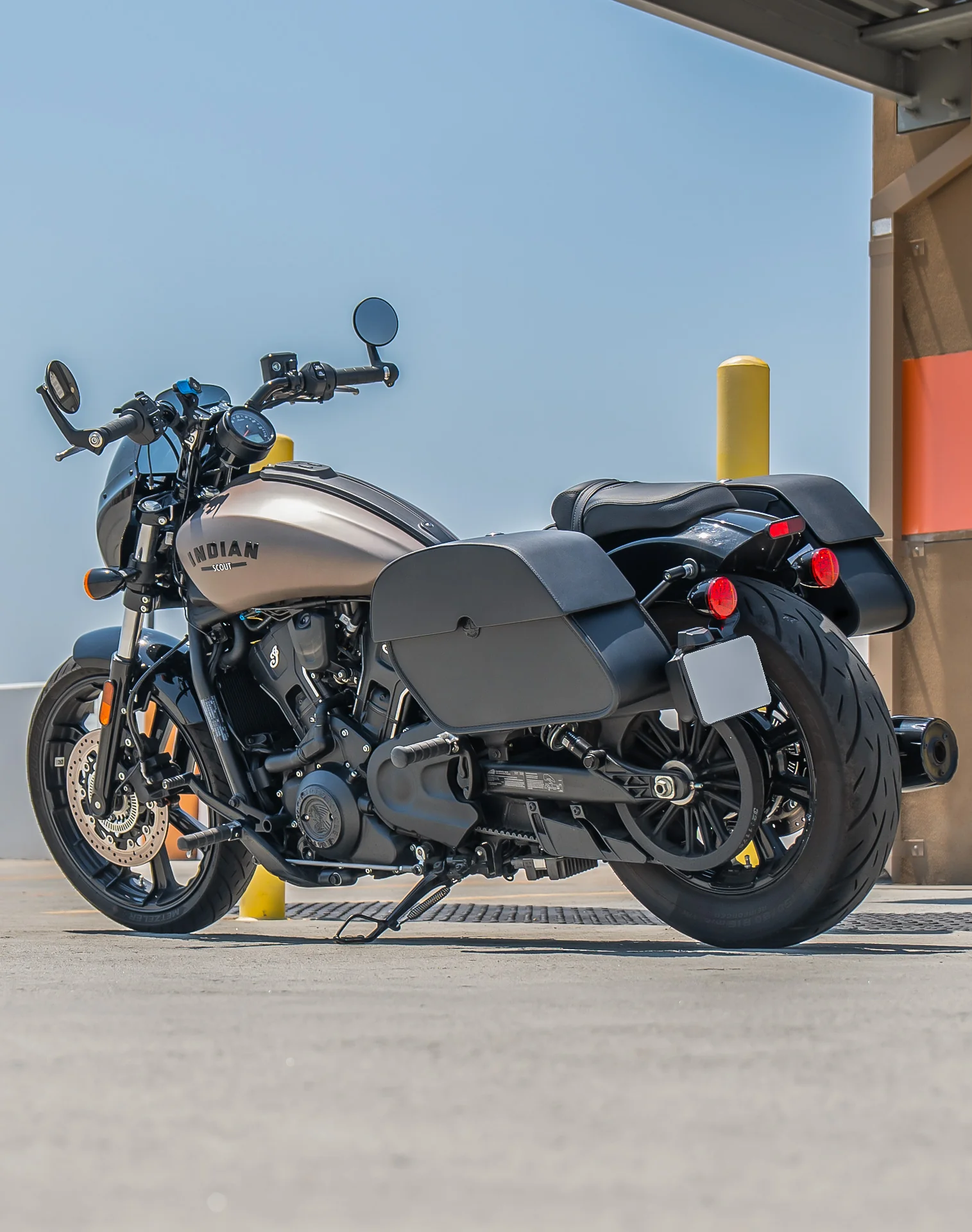 28L - Panzer Quick-Mount Medium 2025+ Indian Scout Sixty Bobber Motorcycle Saddlebags - Image 3