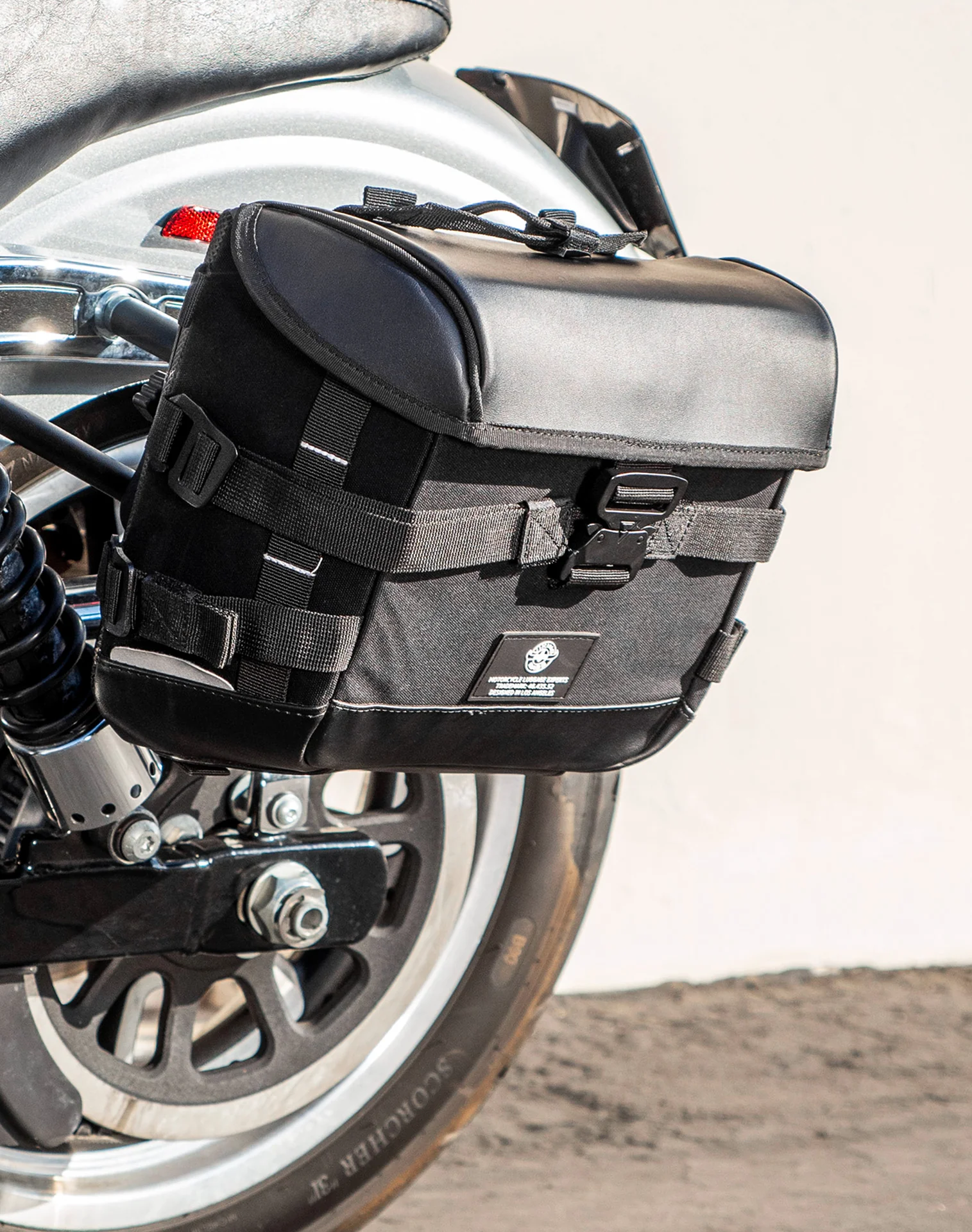 10L - Incognito Quick Mount Small Solo Saddlebag (Left Only) for Harley Davidson Dyna Low Rider FXDL/I - Image 4