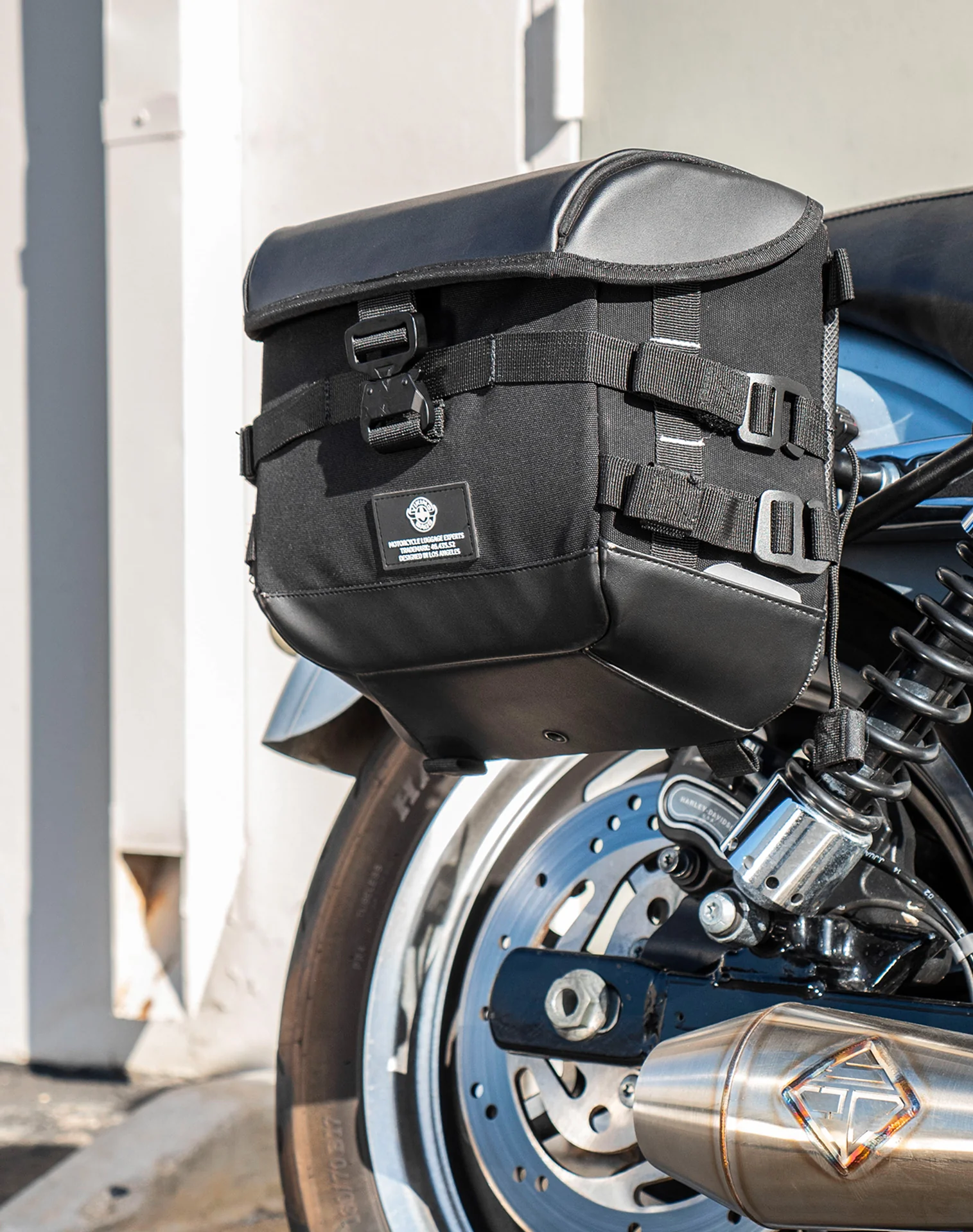 10L - Incognito Quick Mount Small Solo Motorcycle Saddlebag (Right Only) for Harley Dyna Low Rider FXDL/I - Image 5